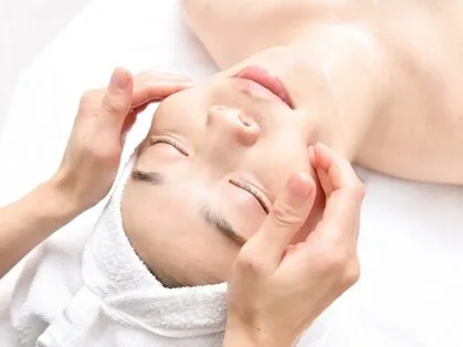 Facial Salon Cont.（コント）の店内・施術イメージ